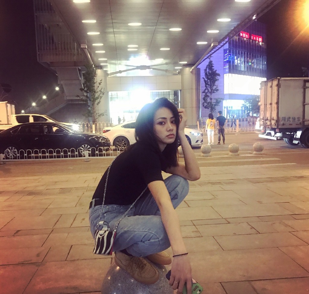 謝可寅魅力街拍圖片