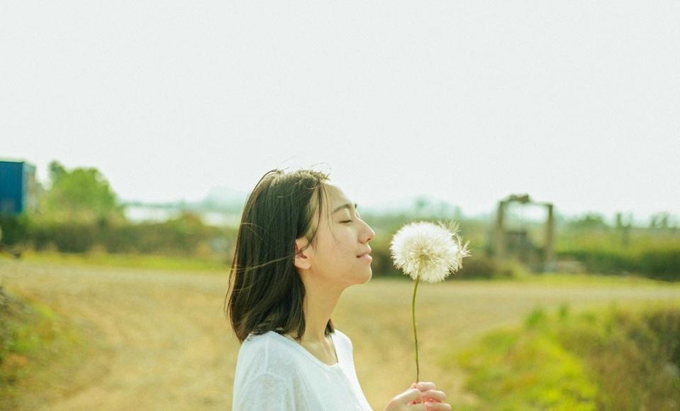 文藝小清新妹子夏天治愈系時尚寫真