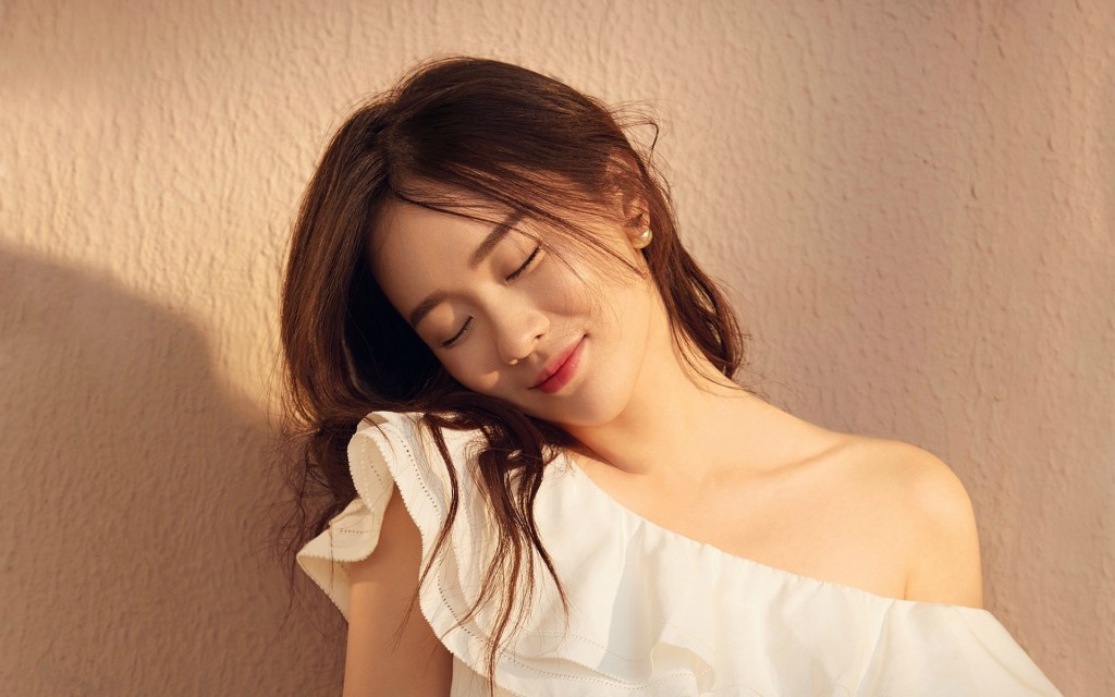 霍思燕嫵媚女神時尚寫真