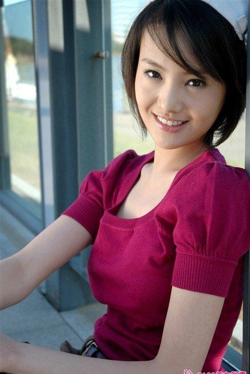 當紅玉女鄭爽時尚寫真