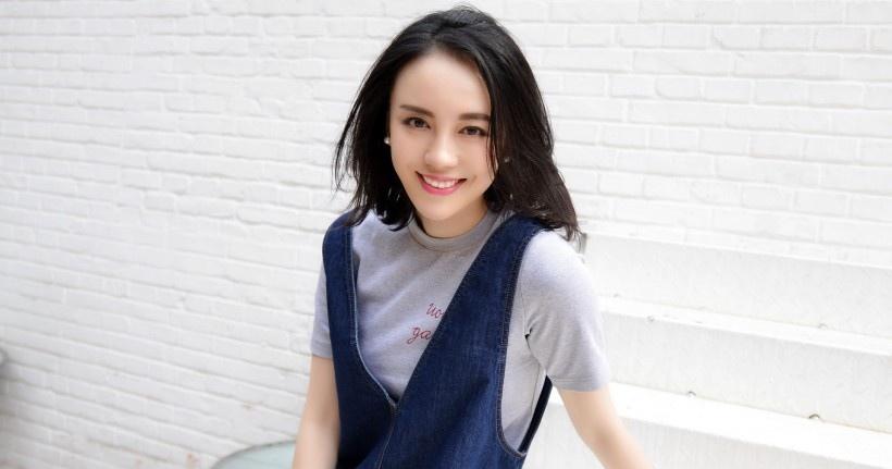 美女演員呂佳容寫真