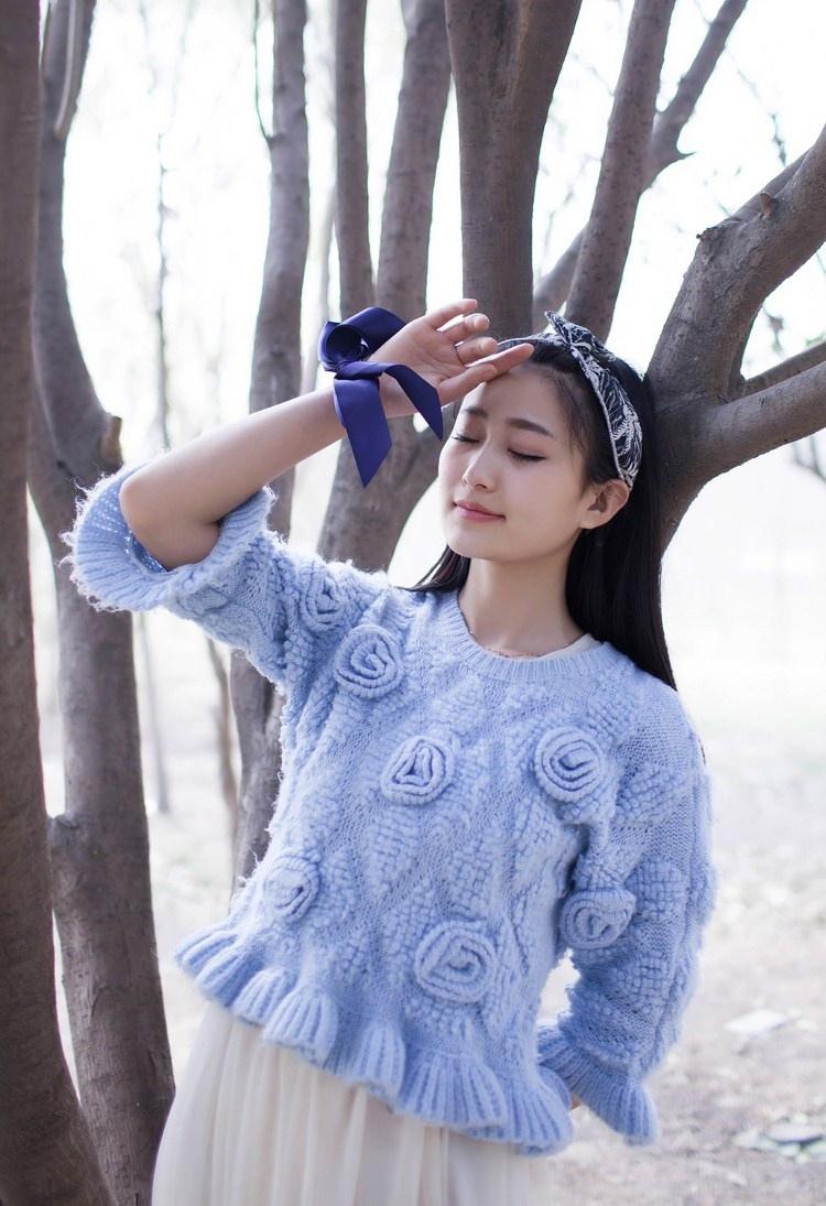 青春嬌美圓臉不良美少女老師