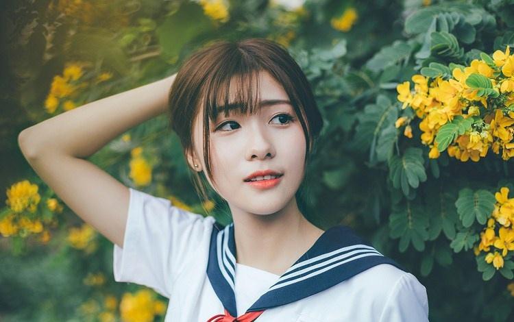 嬌艷驚人校園美女