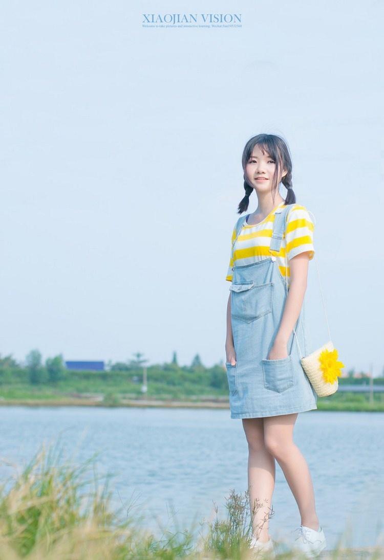 清純天然美女戶外一日游隨拍寫真圖片