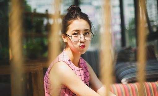 時尚可愛清新小女生與美食寫真圖片