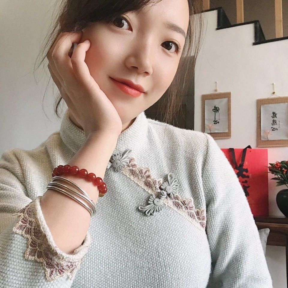 網絡上那些露臉的小姐姐們