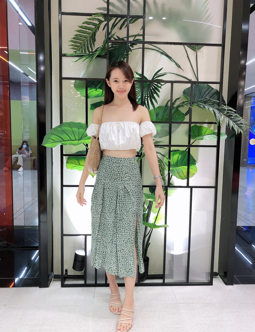 新鮮嫩屄帶肉香