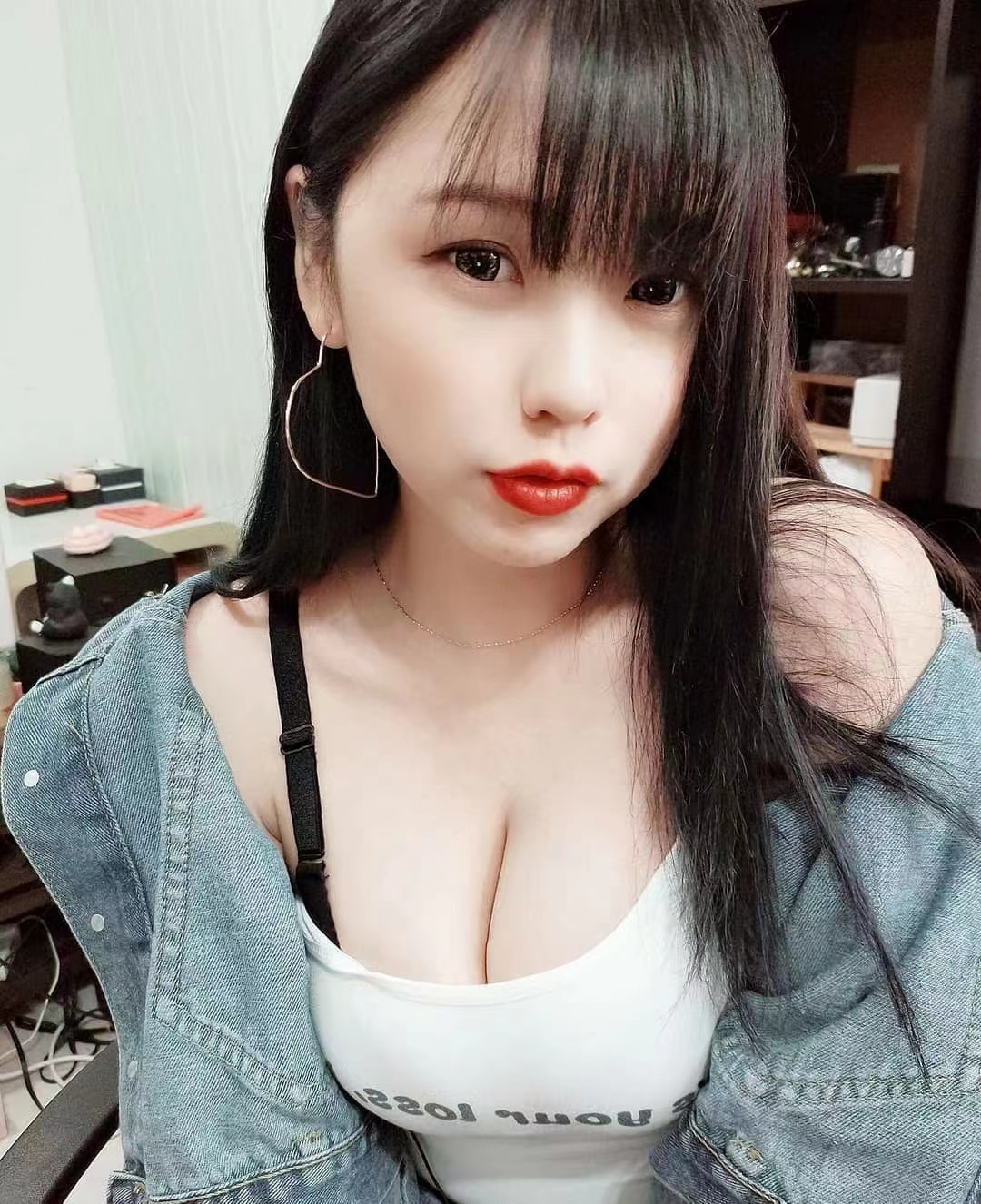 玉乳雙峰之美