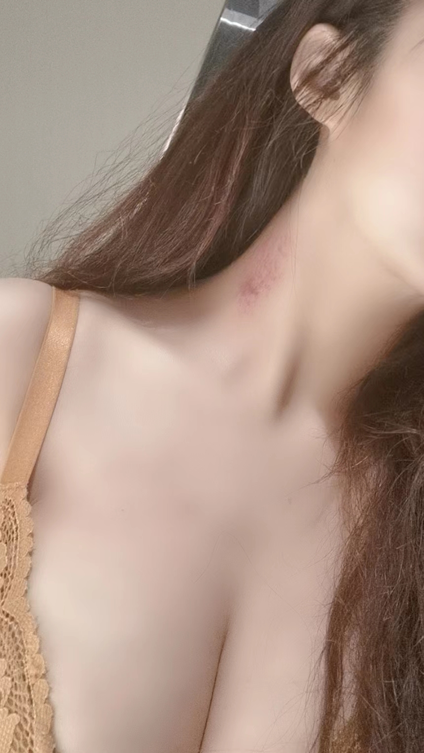 玉乳雙峰之美