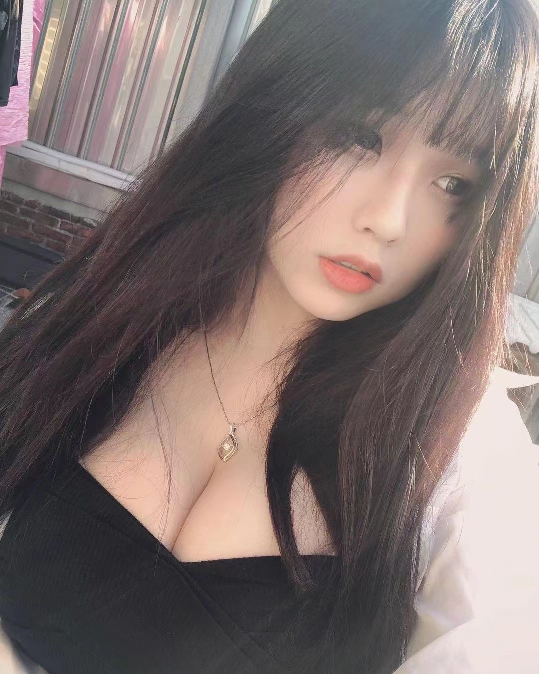 玉乳雙峰之美