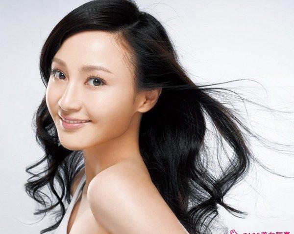姚笛白皙純美寫真圖片