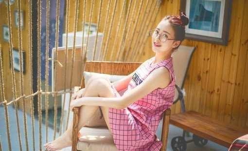 時尚可愛清新小女生與美食寫真圖片