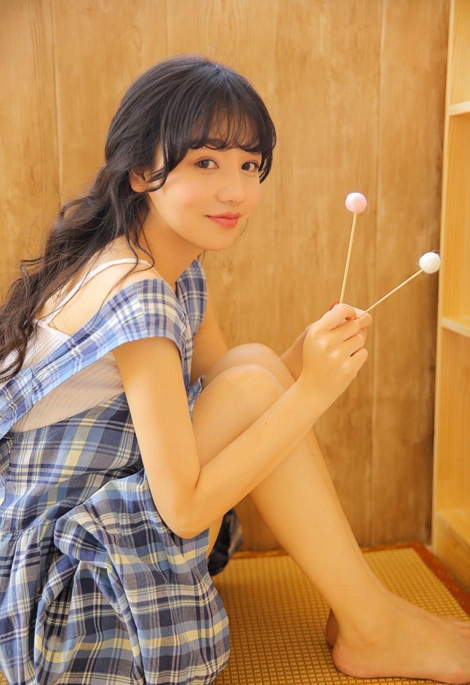 性感小清新美女模特性感美腿誘惑時尚私房寫真