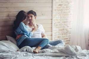 男人雞扒叉入美女尿道(男人“運動”時，釋放有點痛，怎么回事？聽聽專業的回答)