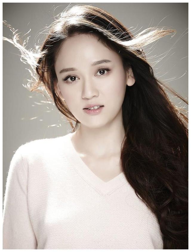 十二星座之天秤女的二十個(gè)小特點(diǎn)，近乎完美的天秤女是男人賢內(nèi)助