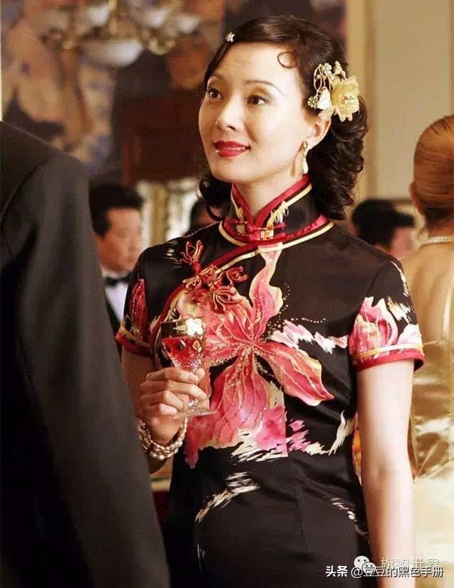 旗袍如照妖鏡，看看這17位女星，誰最驚艷，誰像偷穿大人衣服？