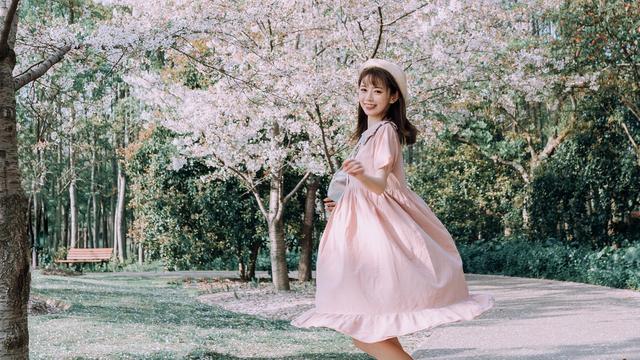 高顏值極品美女優(yōu)雅氣質(zhì)魅力寫(xiě)真