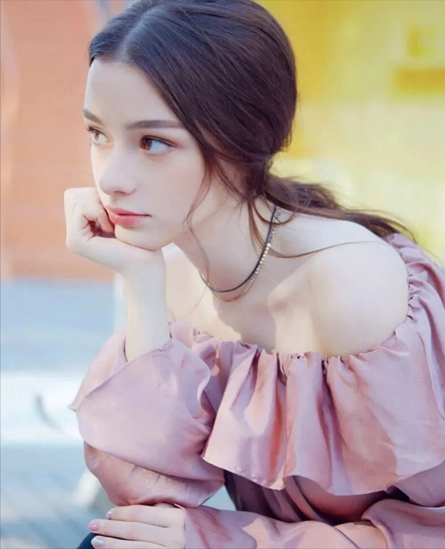 我知道的那些妖艷的俄羅斯女孩，你知道的還有誰(shuí)？