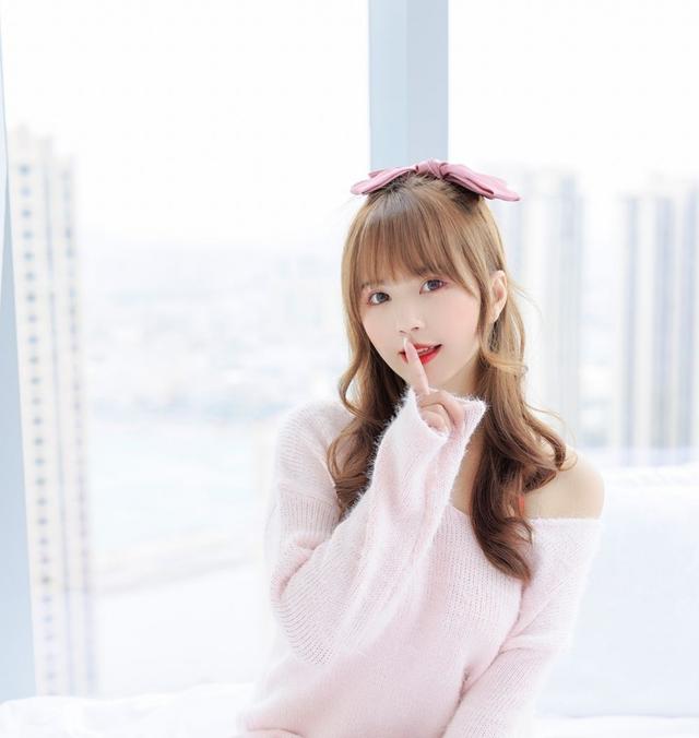 甜美好看的可愛美女