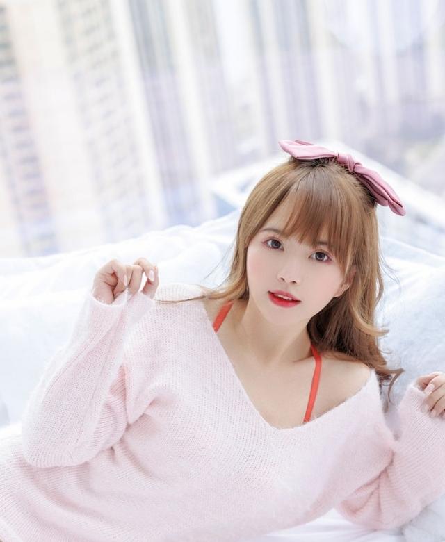 甜美好看的可愛美女
