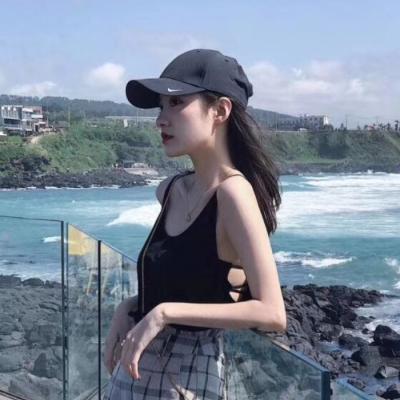 氣質女生海邊微信頭像獨一無二