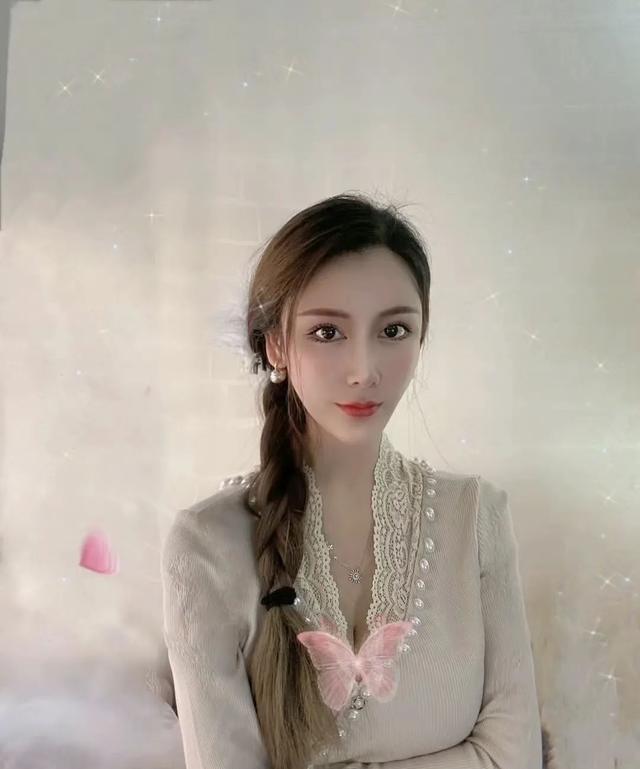 美女寫真圖片，秀色空絕世，馨香為誰傳？
