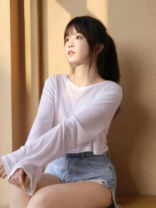 美女寫真圖片，秀色空絕世，馨香為誰傳？