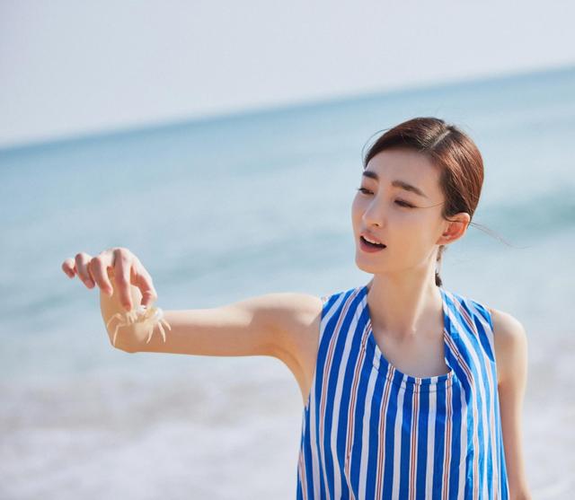 五位女星養眼美圖欣賞，個個美若天仙，你最喜歡誰呢？