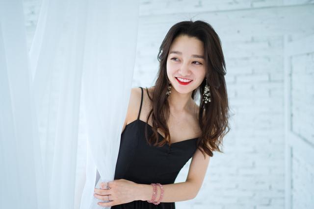 高清美女圖片，張張可當壁紙哦