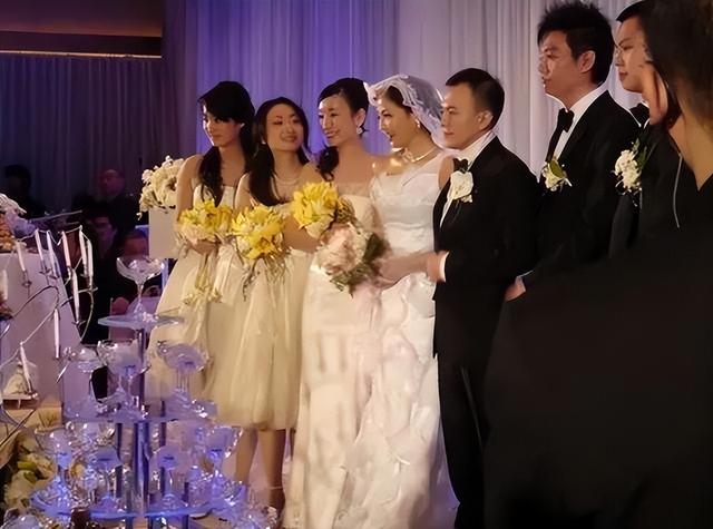 給國內“10大美女演員”排名，林志玲僅第6，迪麗熱巴高居第3