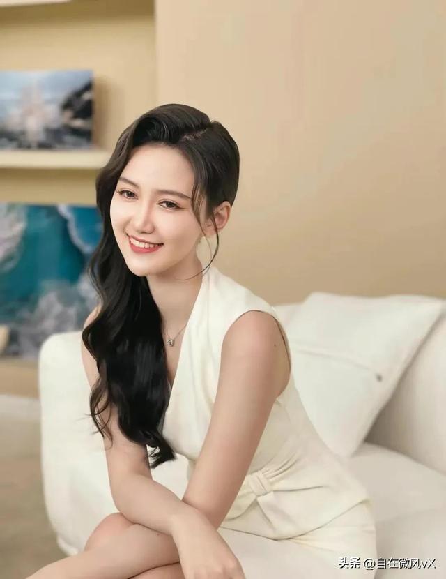 美女馬萱，清新甜美，這笑容太治愈了