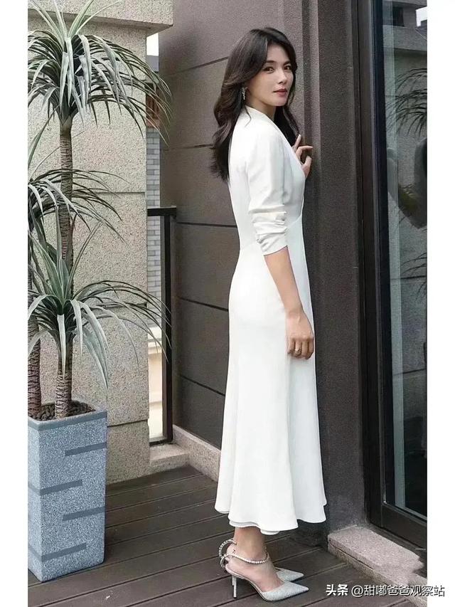 20名美女著白裙，真的不一般