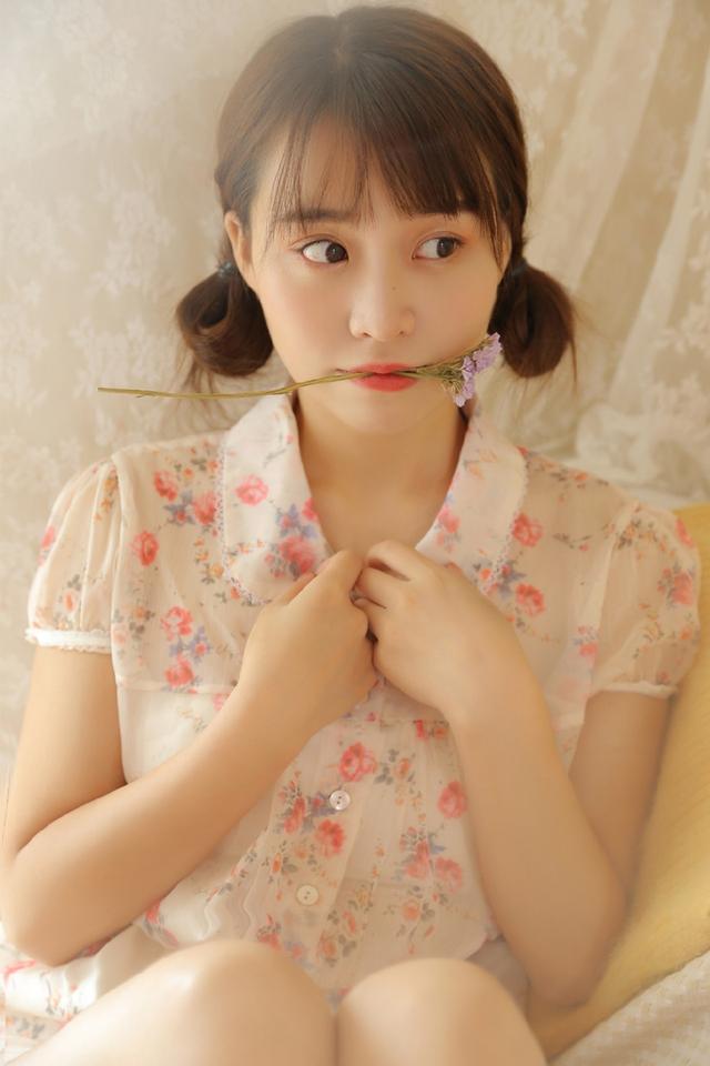 清純美少女