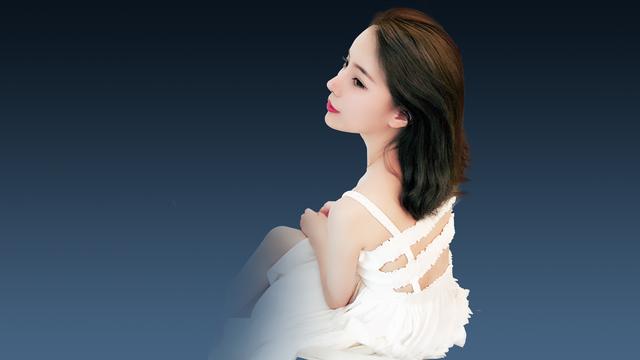 高清桌面美女圖片