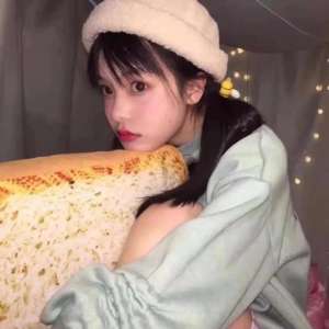 女生英文網(wǎng)名(高級范兒英文昵稱女生簡短好聽難以捉摸-可愛點)