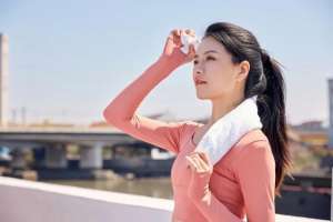 女人和男人睡覺(男人和女人在一起，共享過這樣東西，便是真愛，注定白頭偕老)