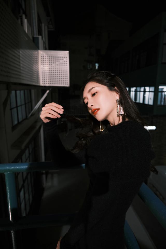 八位美女寫真，風姿綽約小天仙，驚鴻一瞥清流溪，有你喜歡的嗎？