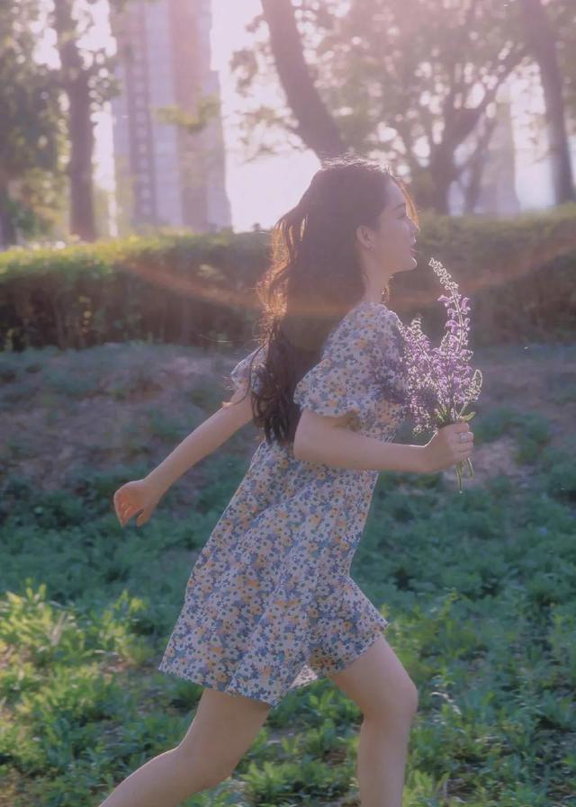 五位女星養眼美圖欣賞，個個美若天仙，你最喜歡誰呢？