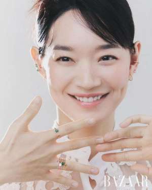 韓國(guó)女星視頻(15位擁有萬(wàn)千愛(ài)戴之美的韓國(guó)女星)
