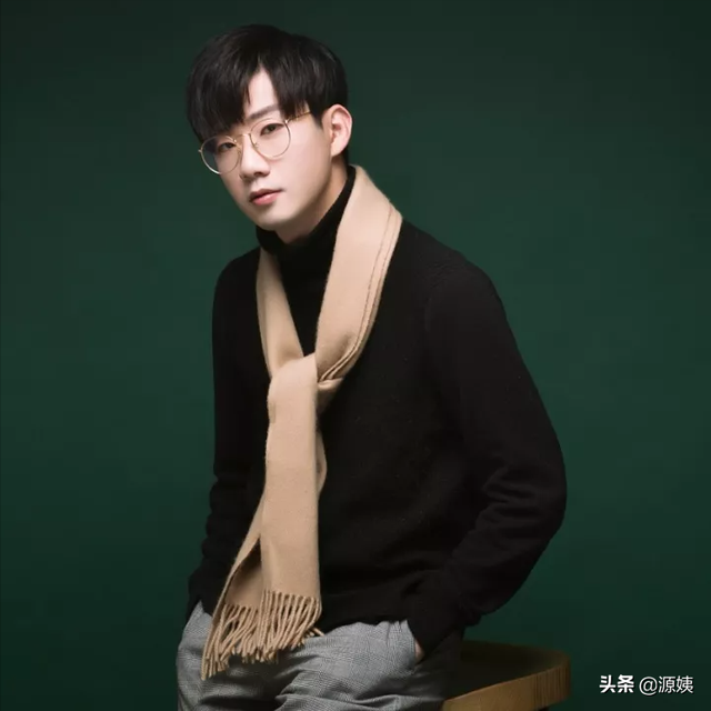 她16歲成為女明星，全裸出鏡，是wifi之母，卻被逼凈身出戶…