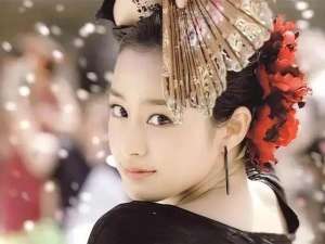 十大女星(那些年被評為韓國最美的十大女星，宋慧喬僅排第七，金喜善墊底)