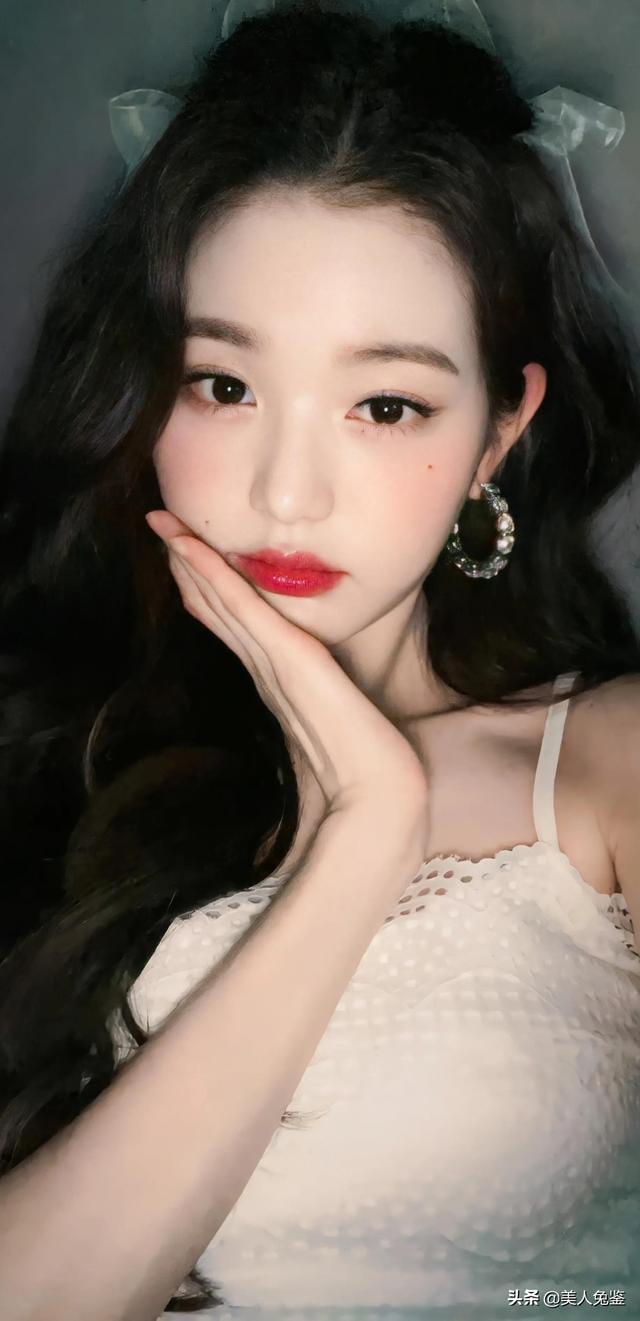 精靈少女張元英高清壁紙