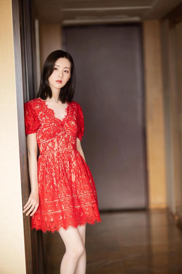 五位女星養眼美圖欣賞，個個美若天仙，你最喜歡誰呢？