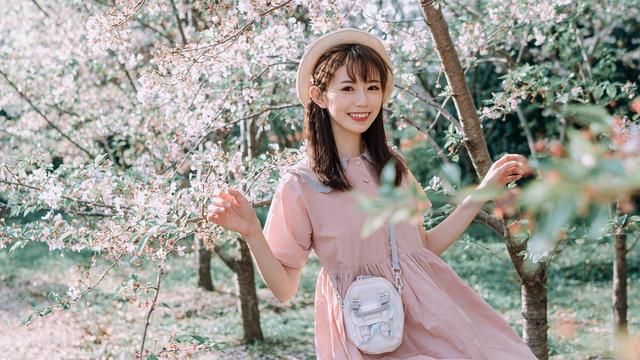 高顏值極品美女優(yōu)雅氣質(zhì)魅力寫(xiě)真
