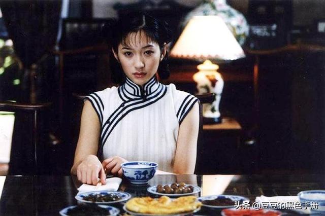 旗袍如照妖鏡，看看這17位女星，誰最驚艷，誰像偷穿大人衣服？