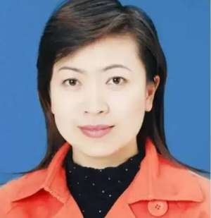 666美女(美女貪官大搞權(quán)色交易，夫妻二人上下通吃，一次收取700萬(wàn)好處費(fèi))