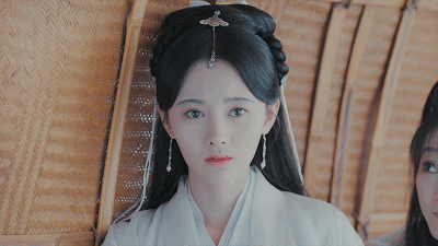 內娛“四千年美女”，夠夠了