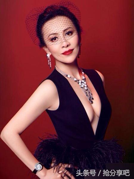 十位射手座女明星，兩位港臺第一女神，內地最受歡迎的是她