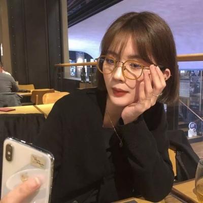 微信女生頭像意境唯美港風