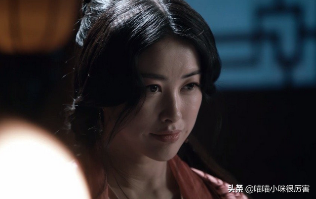 被譽為中國第一美女，與法拉利總裁談戀愛，朱珠到底靠什么？